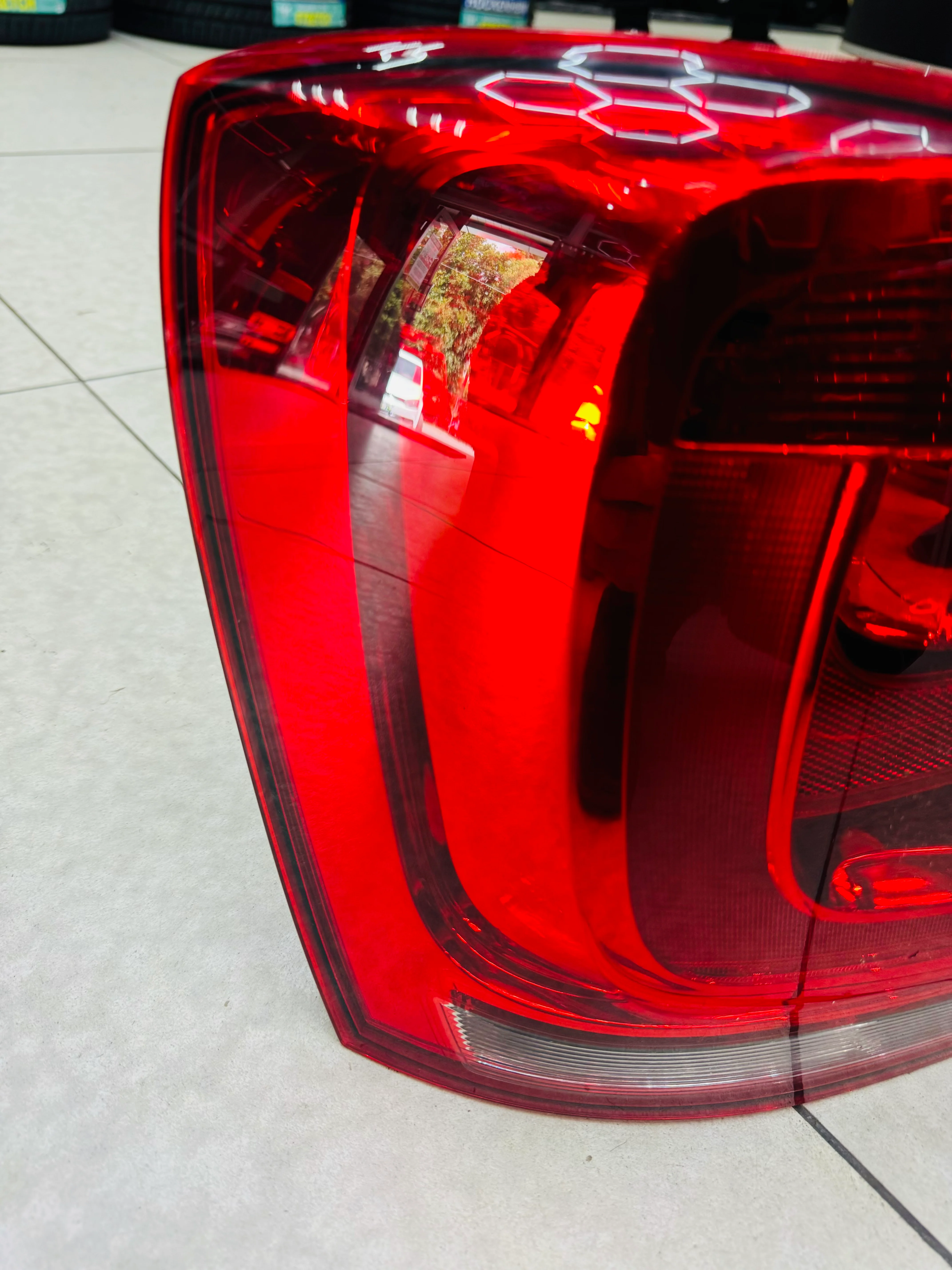VW POLO 6 OEM PREOWNED TAILIGHTS - Image 14