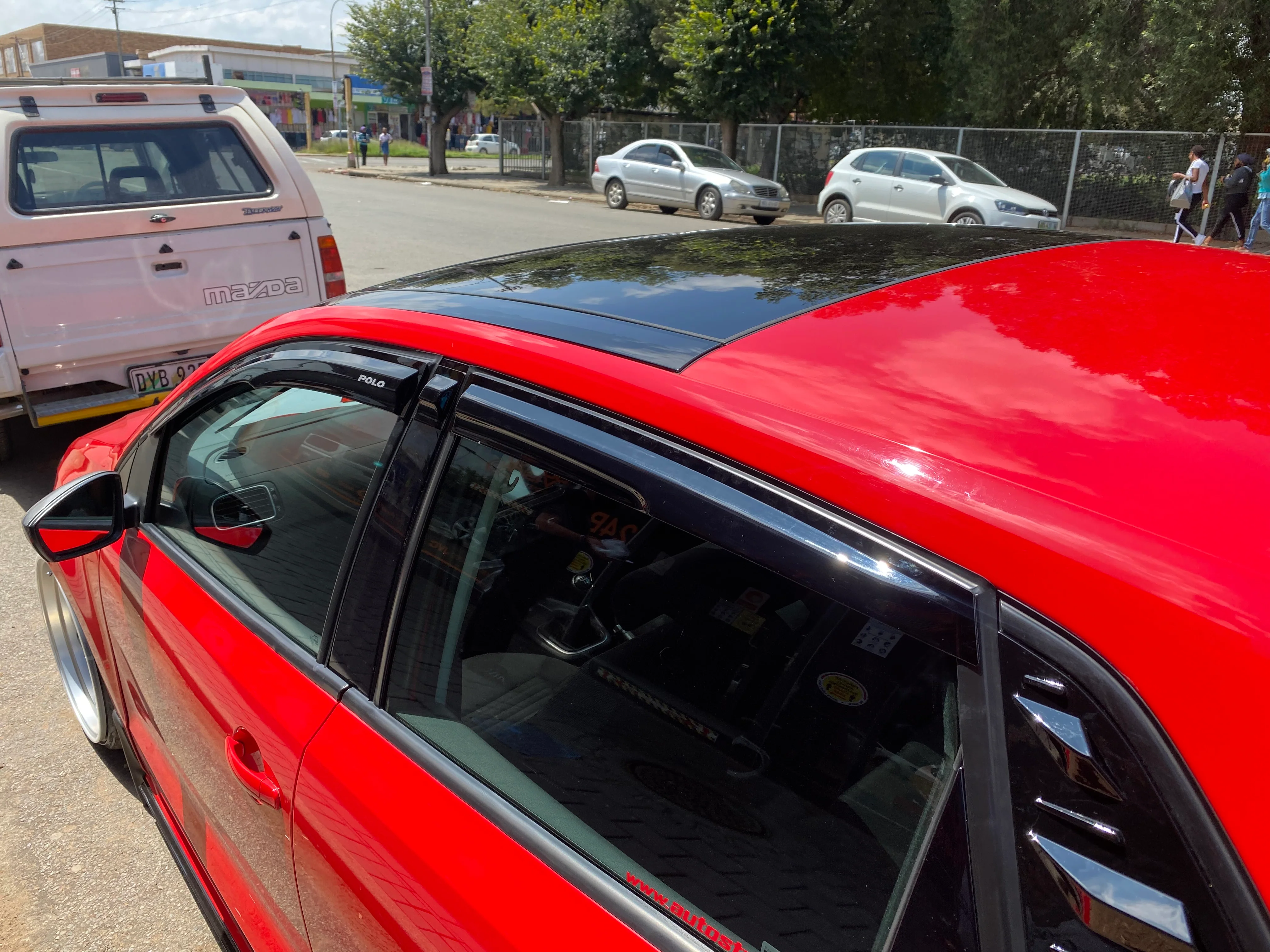 Windshields for volkswagen gloss black - Image 4